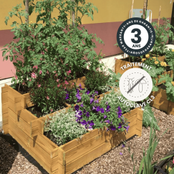 Carré potager UP en situation avec des icônes signalant sa garantie et son traitement