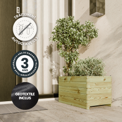 Bac à fleurs oléa 134L mis en situation avec des icônes indiquant sa garantie de 3 ans, son traitement et son géotextile inclus
