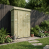 Armoire de jardin THEO en situation dans un jardin, contre des brises-vue, la porte fermée