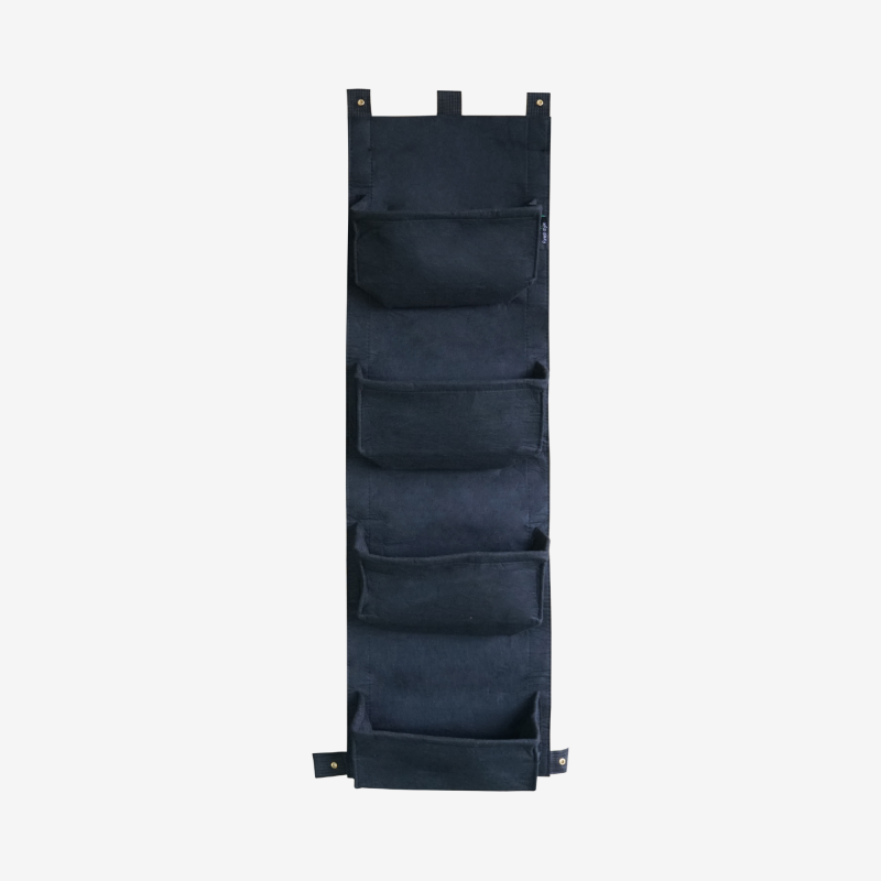 Mur végétal 4 sacs noirs en feutre géotextile, Vue de face sur fond blanc