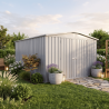 Abri de jardin Fraser 10,9m² installé dans un jardin